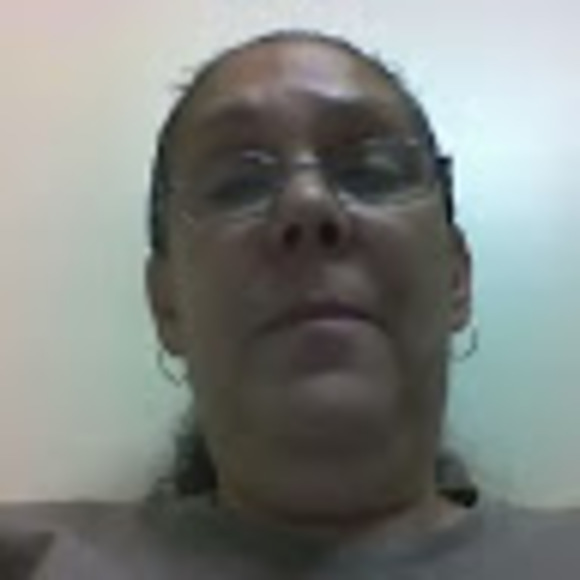 Meet your Posher, Ileana - Picture 1 of 1